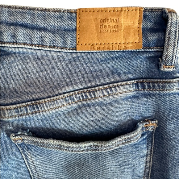 Bershka Denim Skinny Medium Rise Distressed Jeans Size 4 - Picture 15 of 17